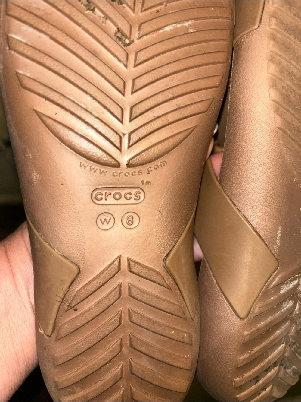 CROCS Women's Brown Crossover Sandals with Ring Accent